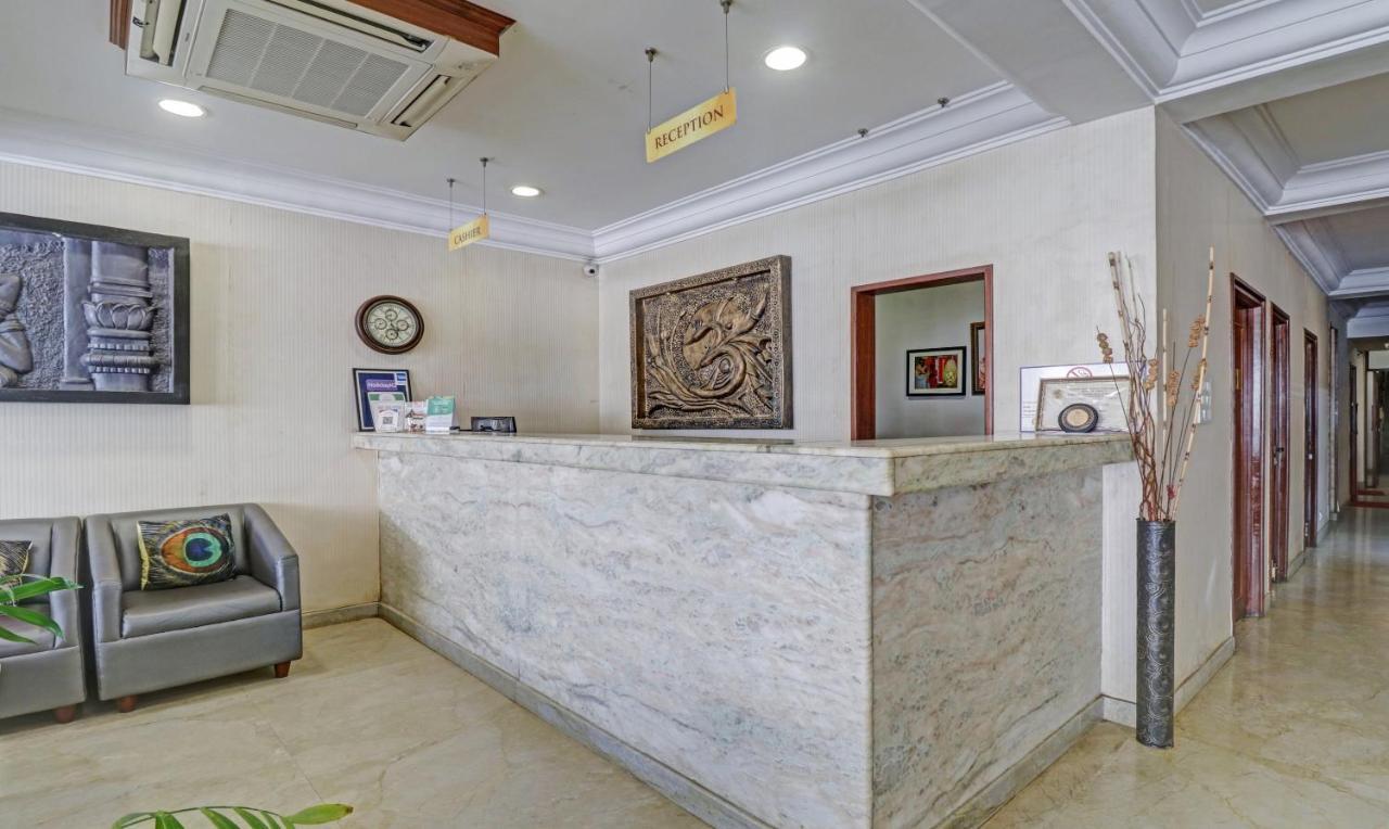 Treebo Komfort Suites, 3 Km From Mysore Palace Exterior foto