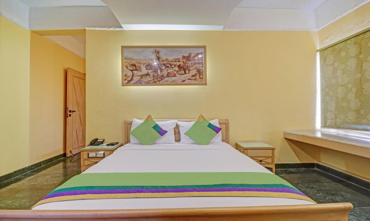 Treebo Komfort Suites, 3 Km From Mysore Palace Exterior foto